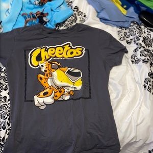 Cheetos graphic t-shirt